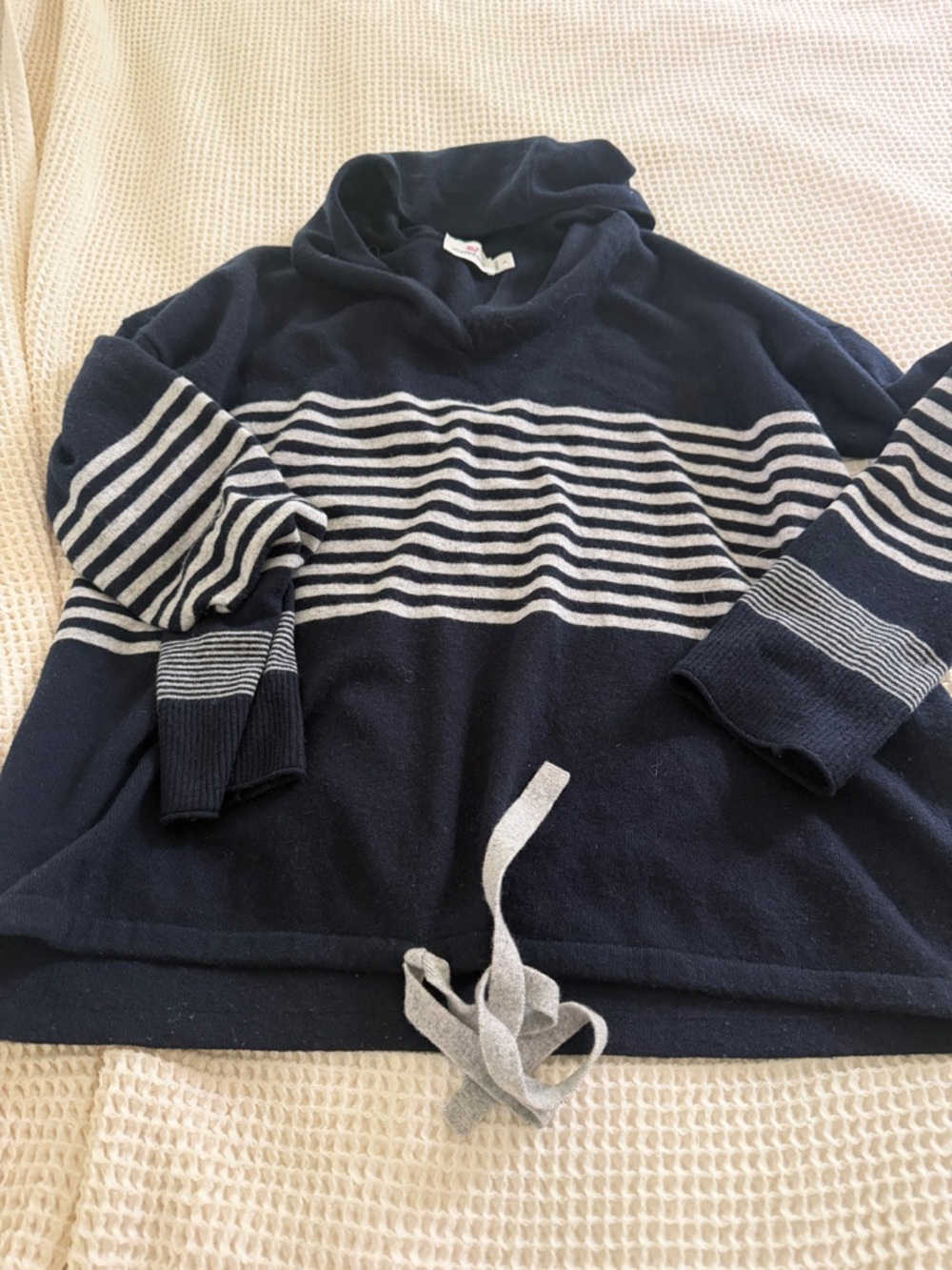 Vineyard Vines Navy Crewneck Sweater with White Stripes